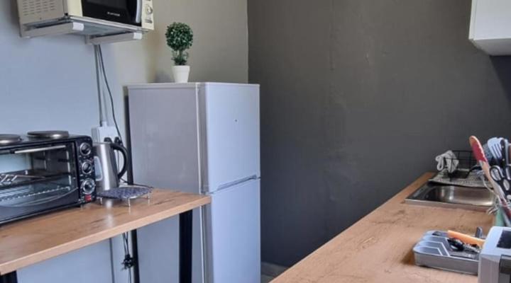 Livingwaters Self-Catering and Lazel Apartments