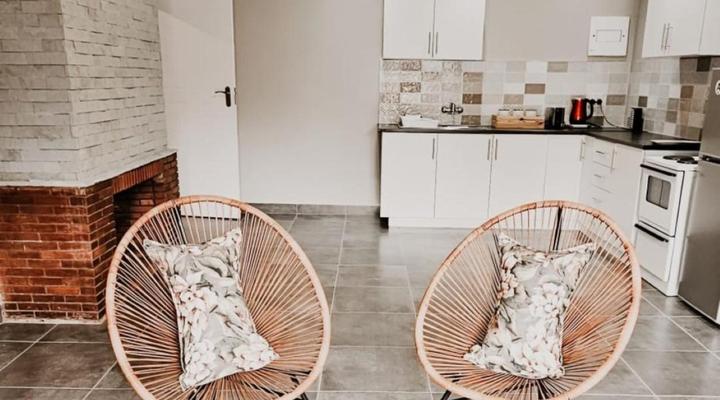 Livingwaters Self-Catering and Lazel Apartments