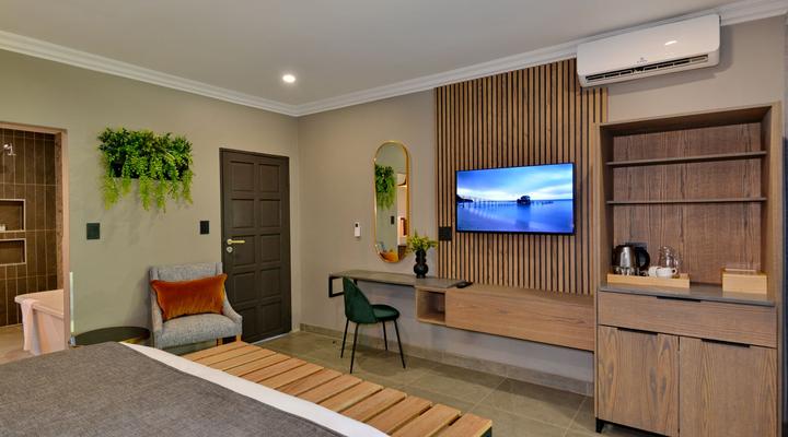 Seasons Golf, Leisure & Spa