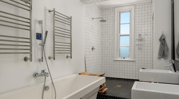 Stay Sensational - Tamboerskloof