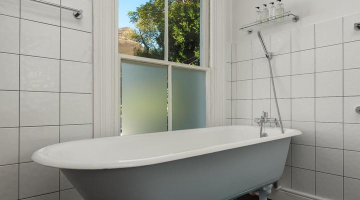 Stay Sensational - Tamboerskloof