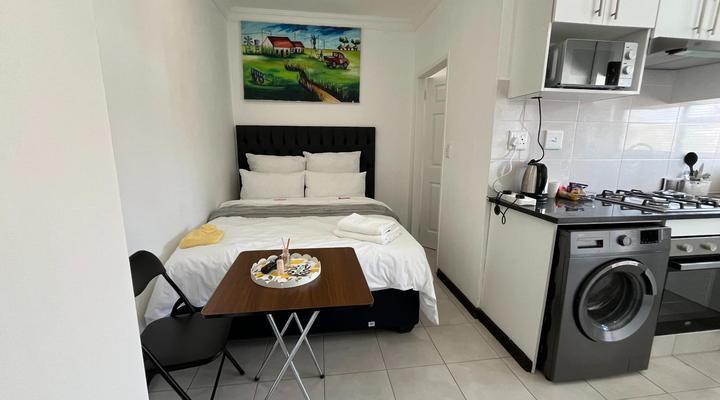 The studios @ Forest Glen