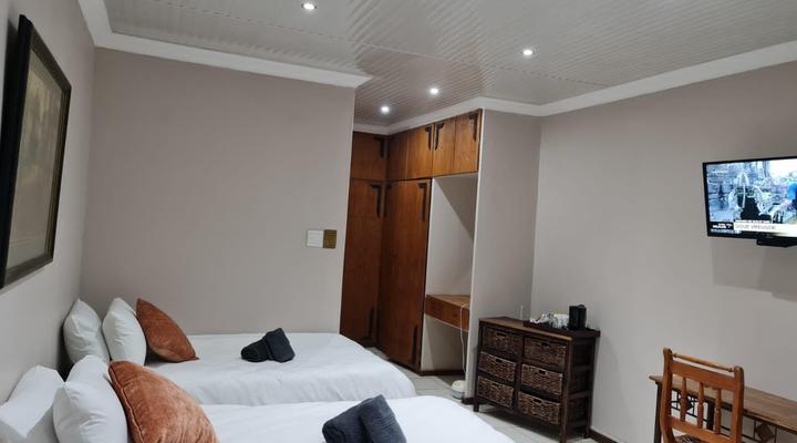 Hide Place Lodge and Spa