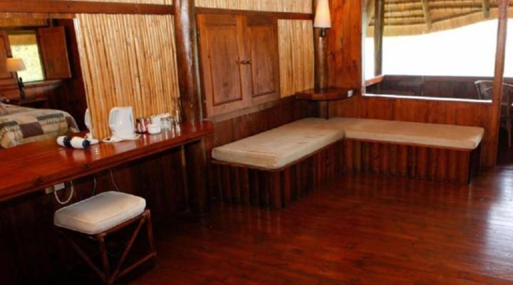 Nkwazi Lake Lodge