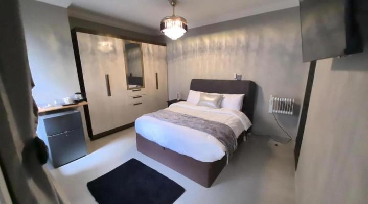 Bryanston Palms Accommodation