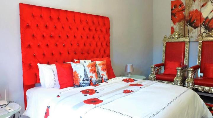 Leonardo's Guest House