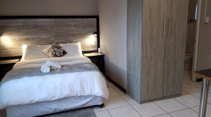 Country Life LifeStyle