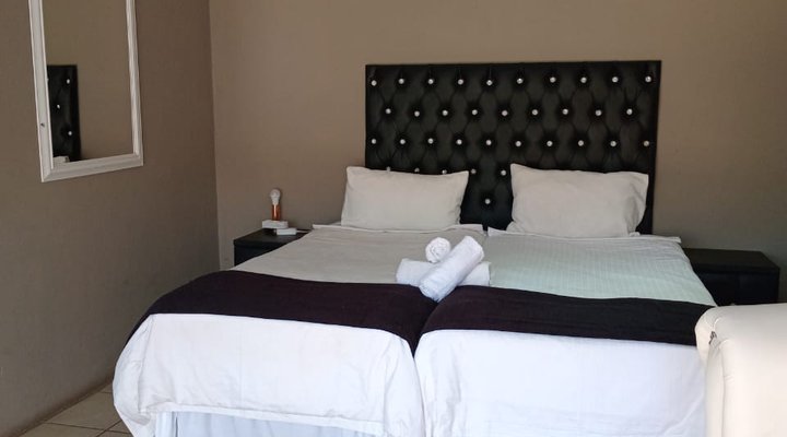 Twilight Breeze Lodge