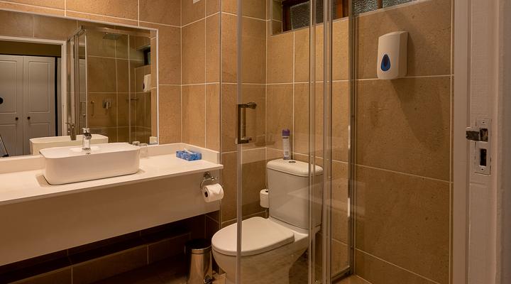 Cathedral Peak Hotel