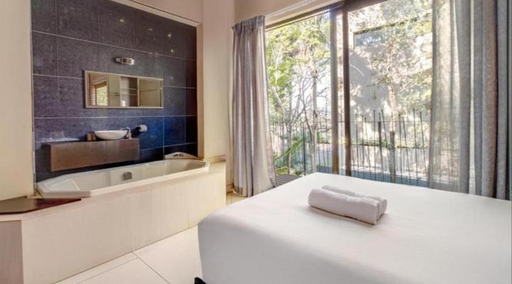 Urban Guest House on Atholl