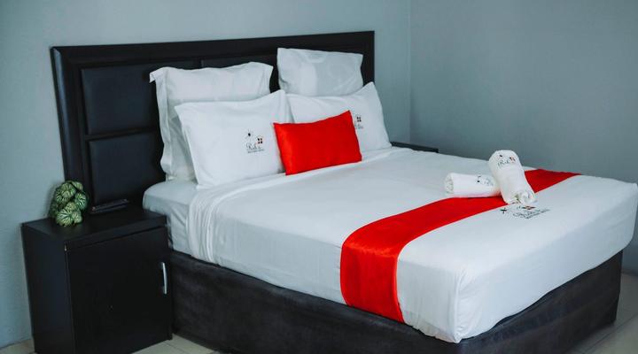 Rib's Boutique Hotel