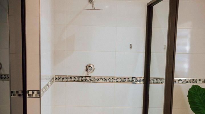 Rib's Boutique Hotel