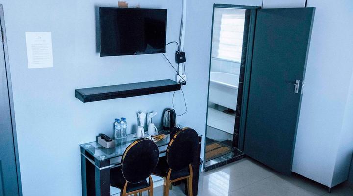 Rib's Boutique Hotel