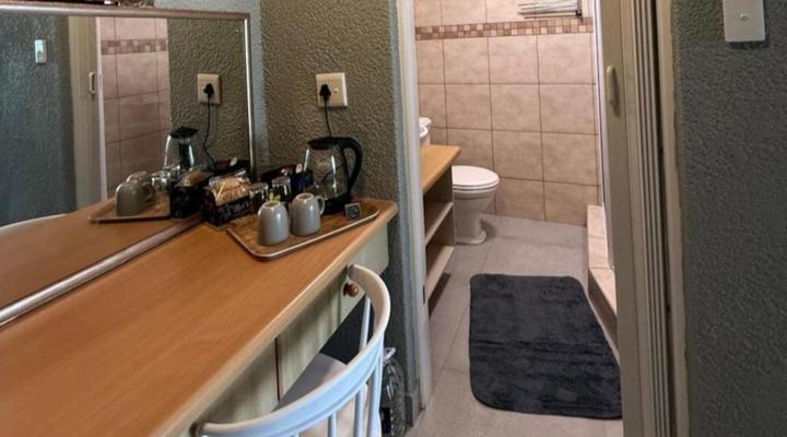 Lillies and Leopards Guesthouse