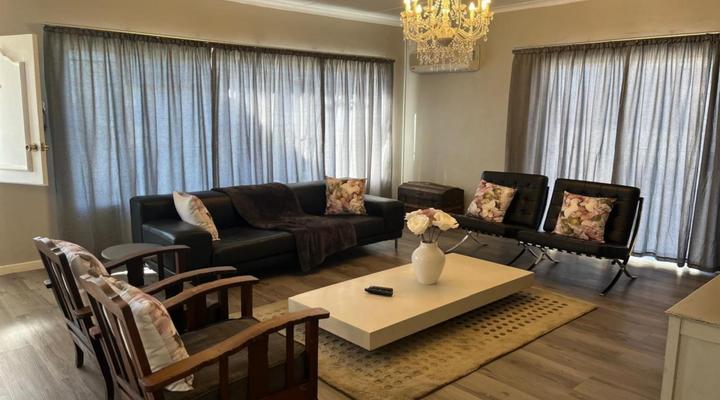 Cape Karoo Guesthouse