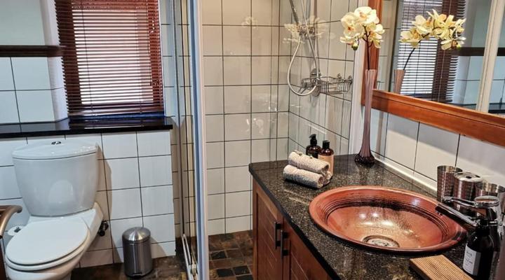 Paradise Cove Country House