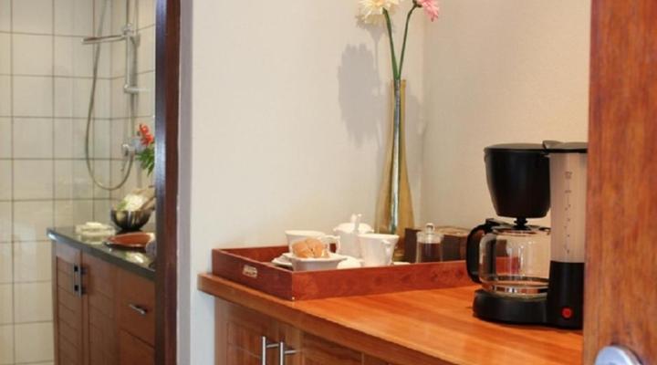 Paradise Cove Country House