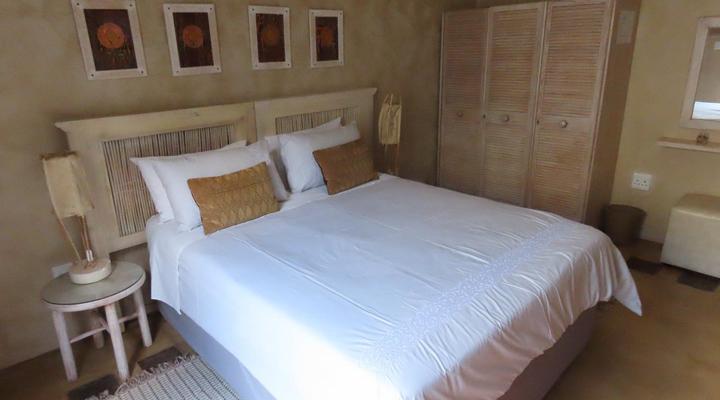 Sunset Lodge & Safaris