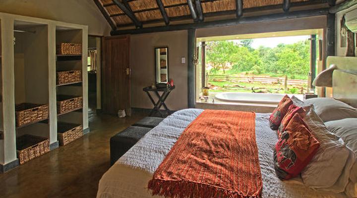 Raptor Retreat Game Lodge