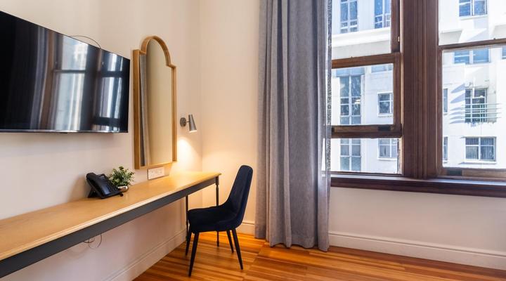 Old Bank Hotel - Lion Roars Hotels & Lodges