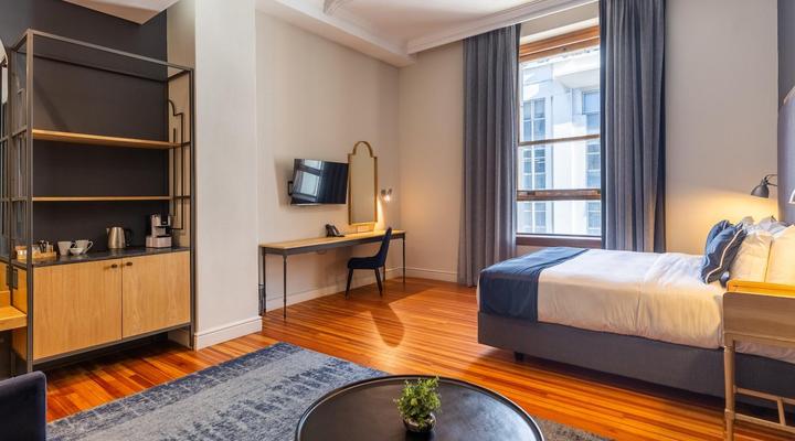 Old Bank Hotel - Lion Roars Hotels & Lodges