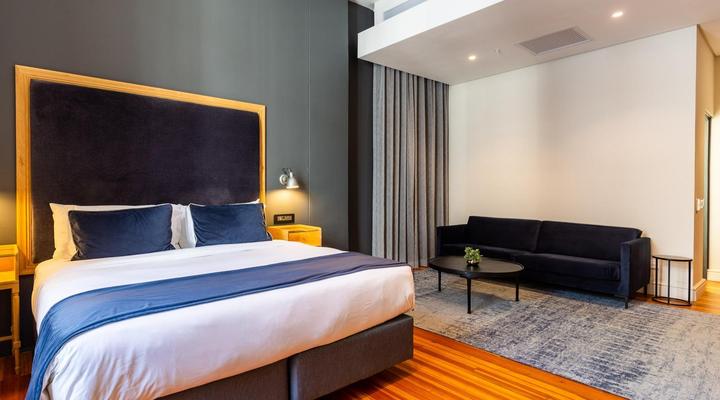 Old Bank Hotel - Lion Roars Hotels & Lodges