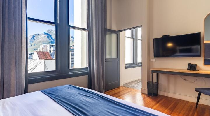 Old Bank Hotel - Lion Roars Hotels & Lodges