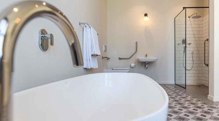 Old Bank Hotel - Lion Roars Hotels & Lodges