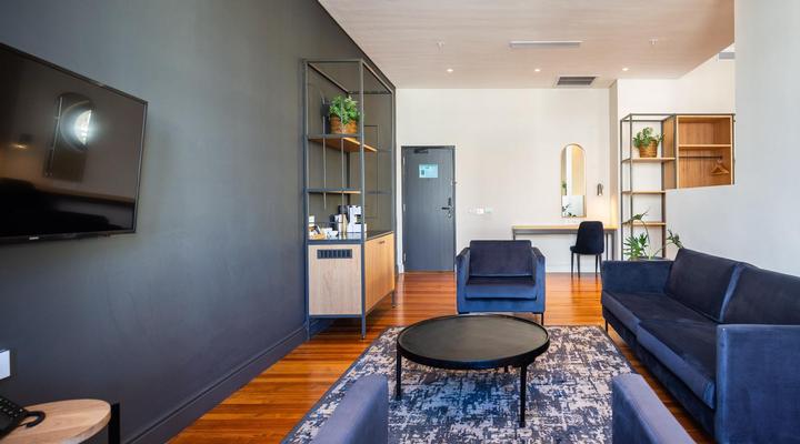 Old Bank Hotel - Lion Roars Hotels & Lodges