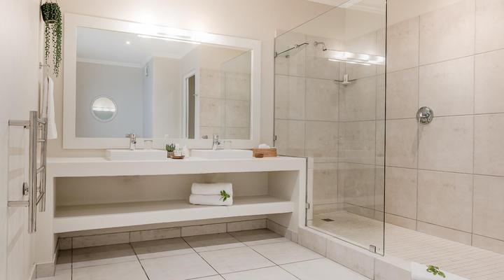 The Robberg Beach Lodge - Lion Roars Hotels & Lodges