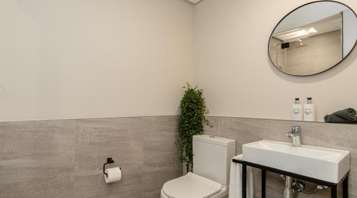 Kloof Street Hotel - Lion Roars Hotels & Lodges