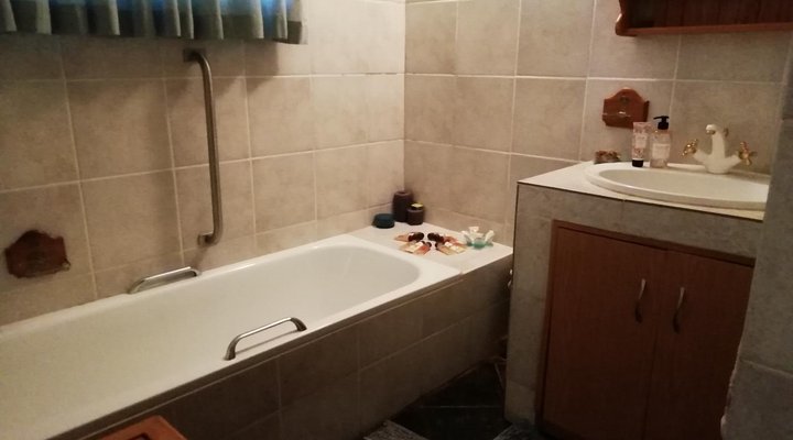 Koubad Farm Lodge