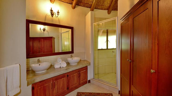 Royal Morubisi Founder's Lodge