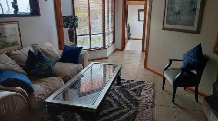 Mussel Beach Holiday Lets