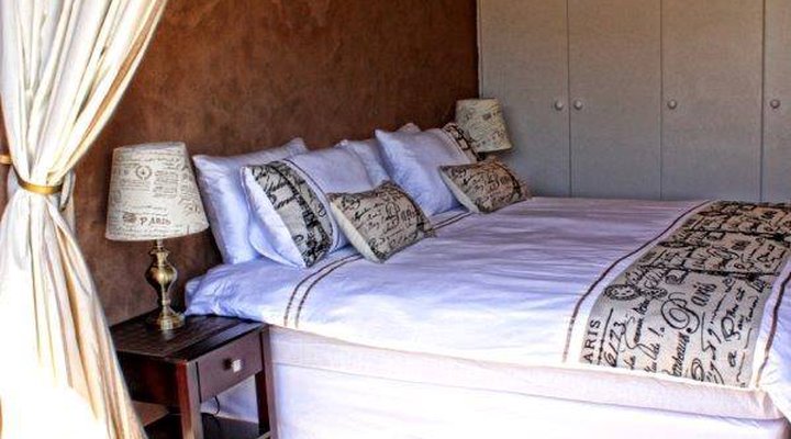Aqua View Riverside Guest House