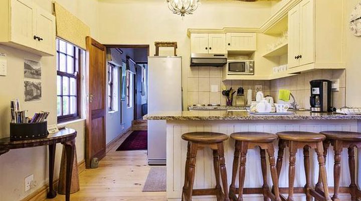 Oak Cottage and Manor House Rooms