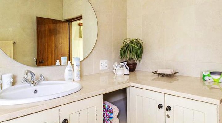 Oak Cottage and Manor House Rooms