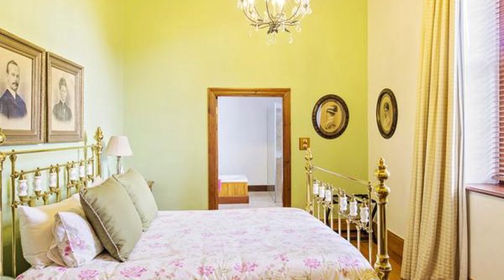 Oak Cottage and Manor House Rooms