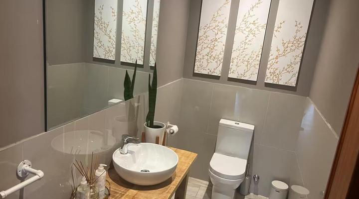 Oppi See Beach House