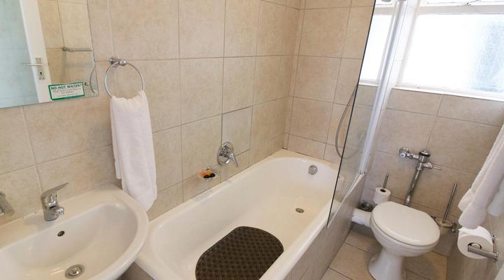 Mouille Point Village Studio Apartments