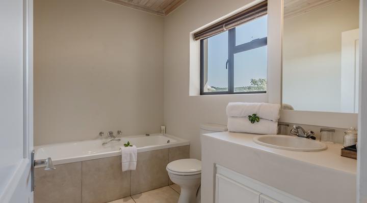 The Robberg Beach Lodge - Lion Roars Hotels & Lodges