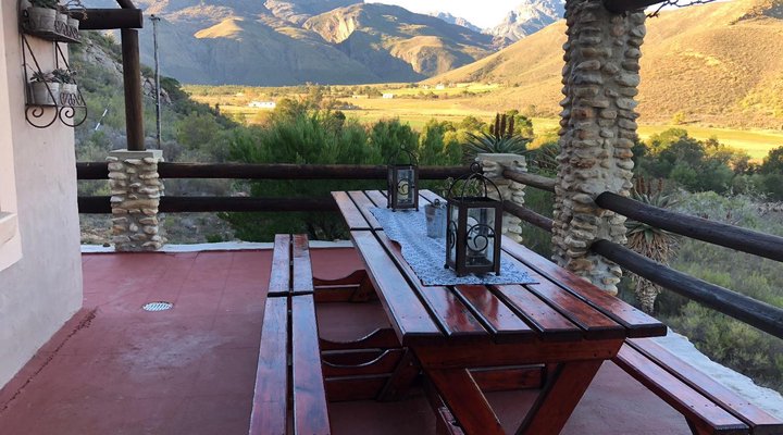 Oaksrest Vineyards Guest Farm
