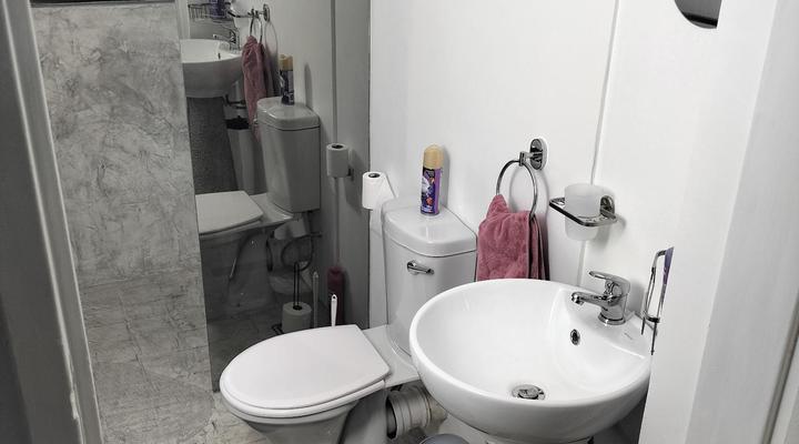 Bio Self-Catering Unit