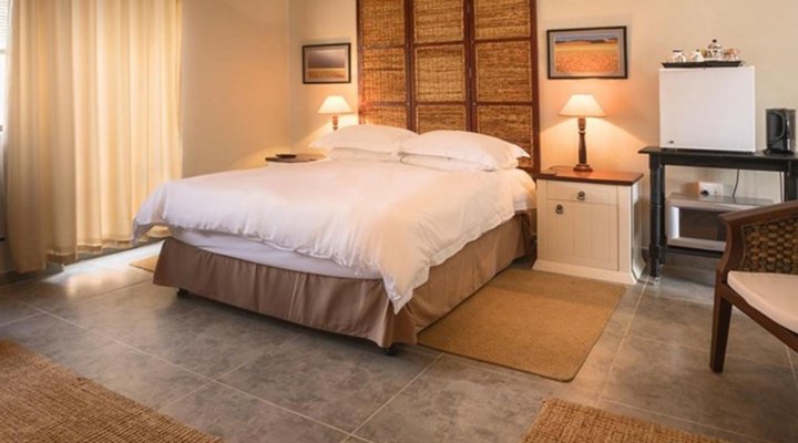 Desert Rendezvous B&B