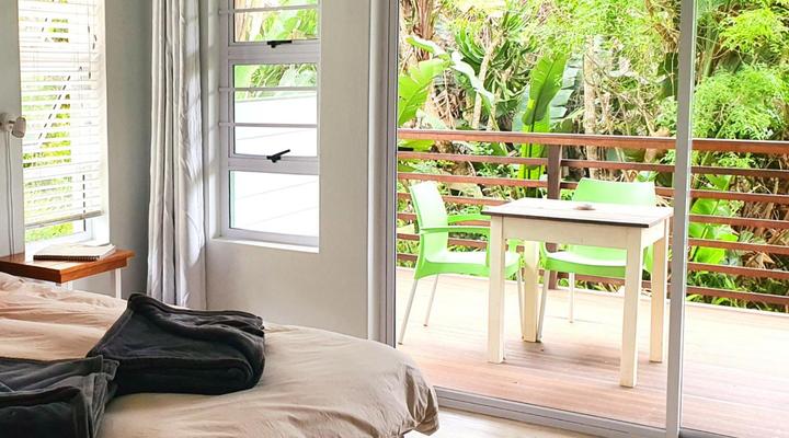 Buccaneers Beach Lodge