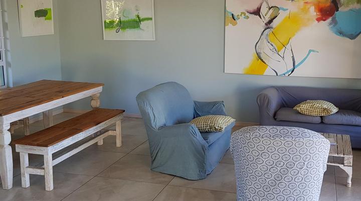 Buccaneers Beach Lodge