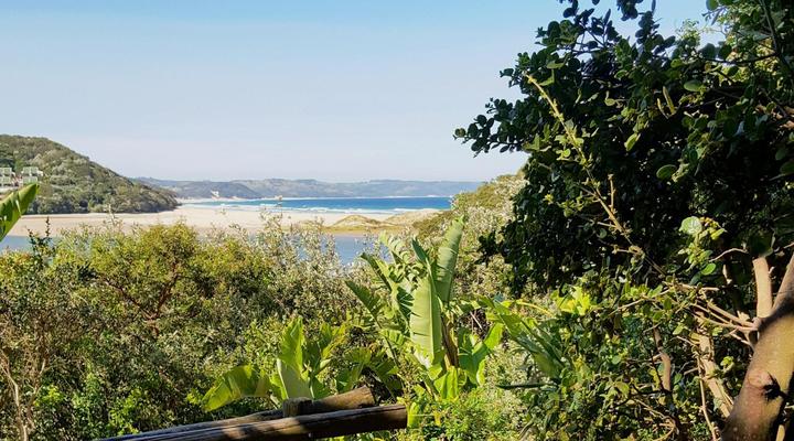 Buccaneers Beach Lodge