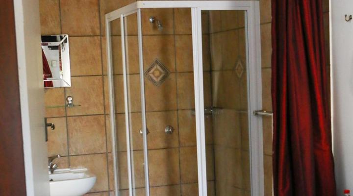 Lakeside Guest House