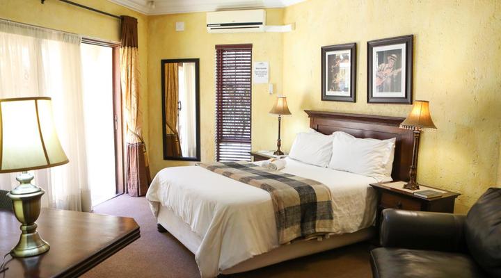 Lakeside Guest House