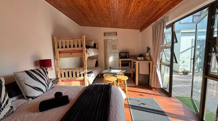 Sleeping Flamingo Guest House